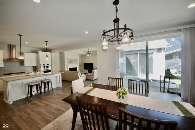 6966 Cherry Creek Boulevard, Carmel, IN 46033