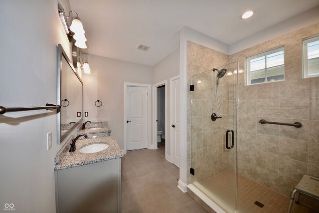 6966 Cherry Creek Boulevard, Carmel, IN 46033