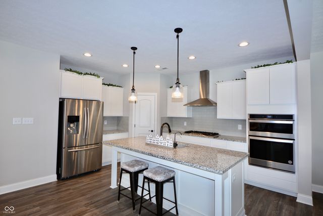 6966 Cherry Creek Boulevard, Carmel, IN 46033