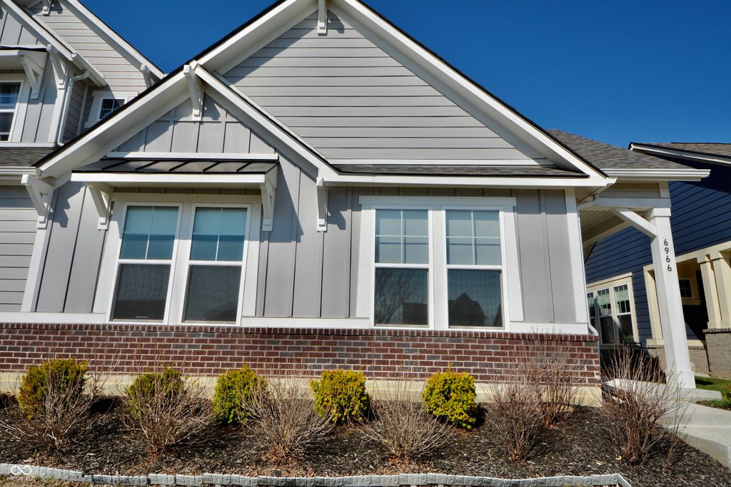 6966 Cherry Creek Boulevard, Carmel, IN 46033