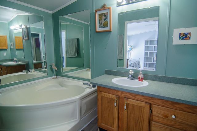 16 Brown Drive, Hinsdale, NH 03451