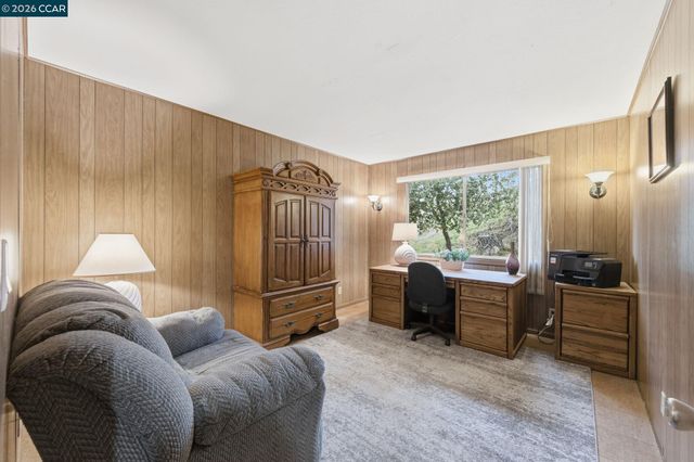 300 Oak View Ter, Danville, CA 94526