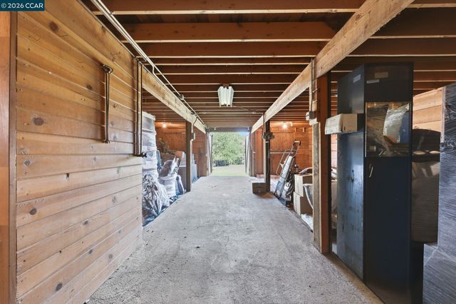 300 Oak View Ter, Danville, CA 94526