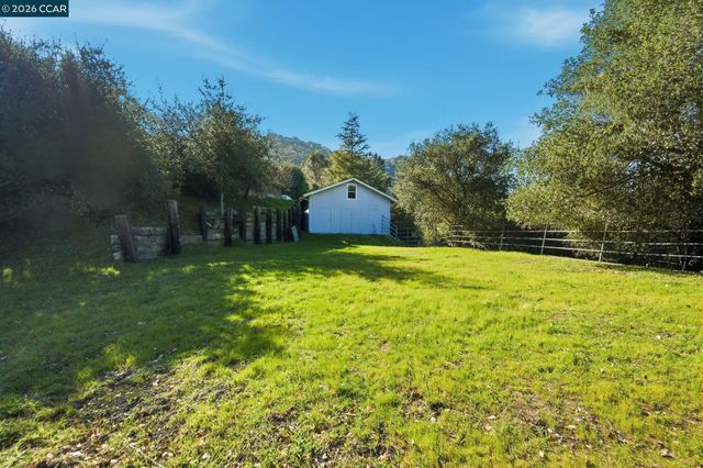 300 Oak View Ter, Danville, CA 94526