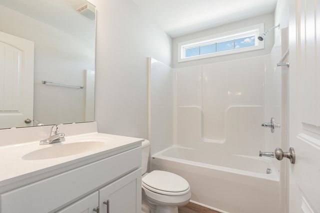 913 Woodside Dr., Conway, SC 29526