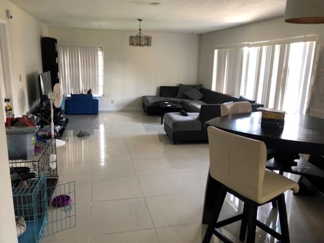 430 Commodore Drive 310, Plantation, FL 33325