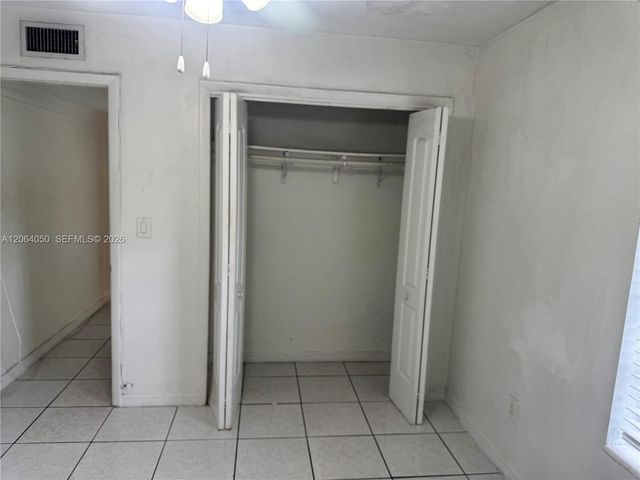 11 SW 32nd Avenue 4, Miami, FL 33135
