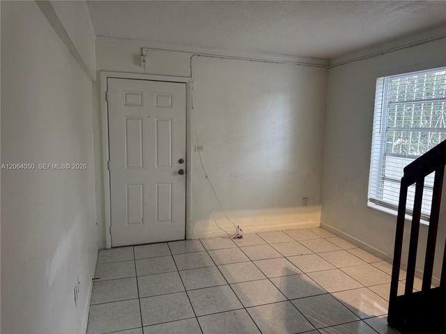 11 SW 32nd Avenue 4, Miami, FL 33135