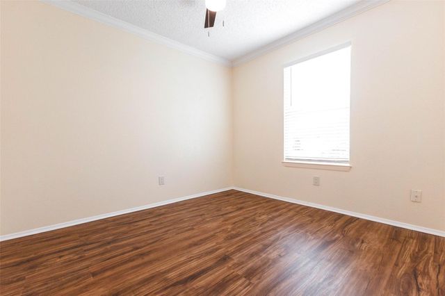 5614 Briarwood Forest Drive, Houston, TX 77088