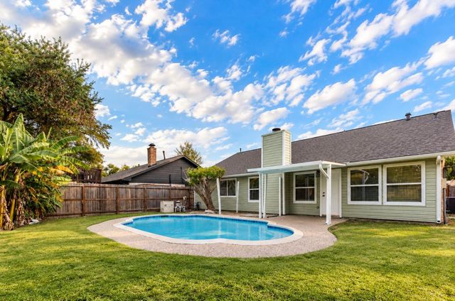 5614 Briarwood Forest Drive, Houston, TX 77088