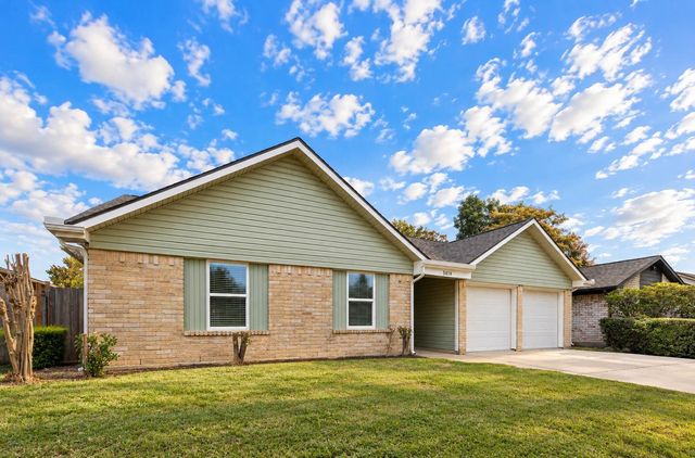 5614 Briarwood Forest Drive, Houston, TX 77088