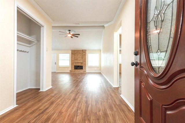 5614 Briarwood Forest Drive, Houston, TX 77088
