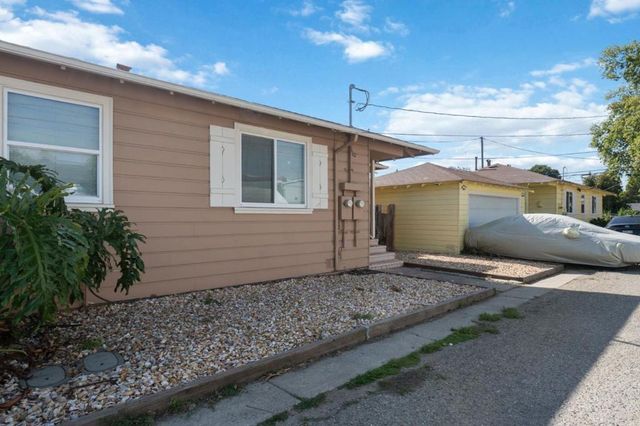 20753 Agnes Lane, Hayward, CA 94541