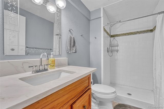 6722 Eagle Place, Highlands Ranch, CO 80130