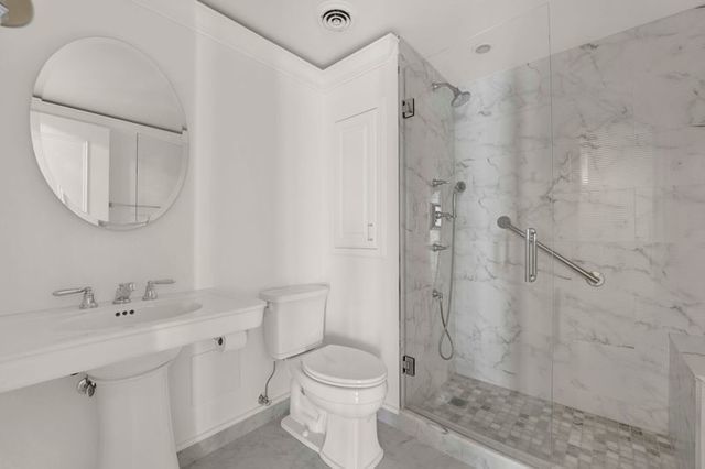40 E Delaware Place 1702, Chicago, IL 60611