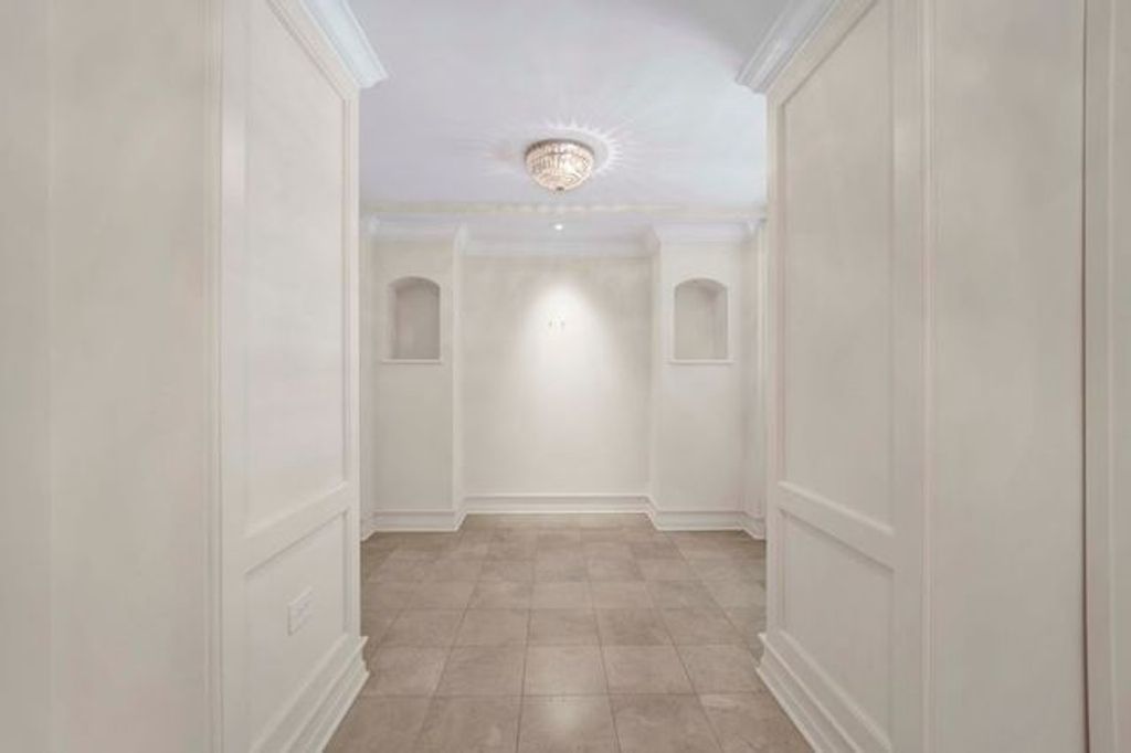 40 E Delaware Place 1702, Chicago, IL 60611 — photo 3