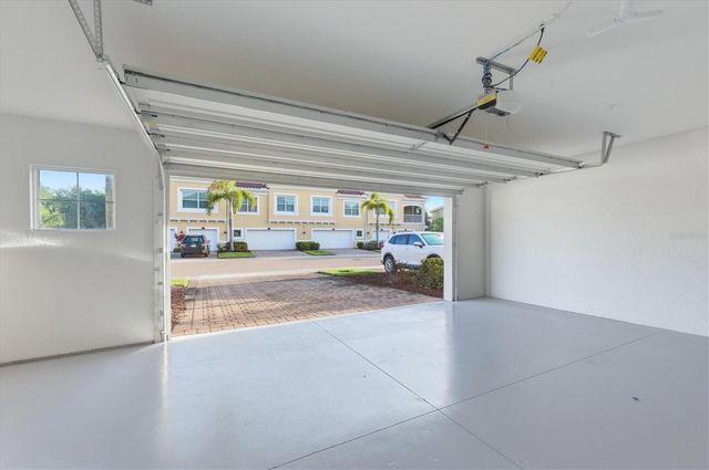 4235 EXPEDITION WAY 102, Osprey, FL 34229