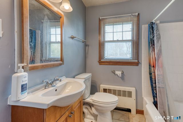 20 George Avenue, Groton, CT 06340