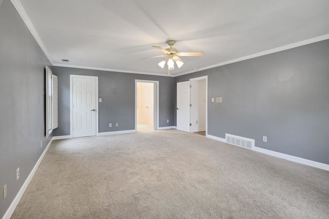 2243 W GLENALDEN DR, Germantown, TN 38139