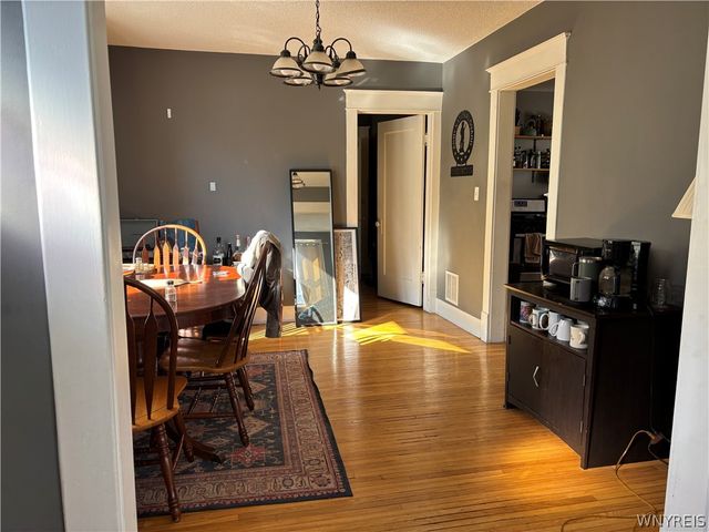 15 Stratford Road, Buffalo, NY 14216