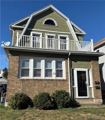 15 Stratford Road, Buffalo, NY 14216