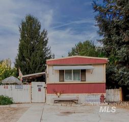 715 Borchers Ln 26, Caldwell, ID 83605
