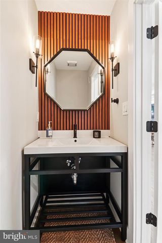 4405 NEW HAMPSHIRE AVE NW, Washington, DC 20011