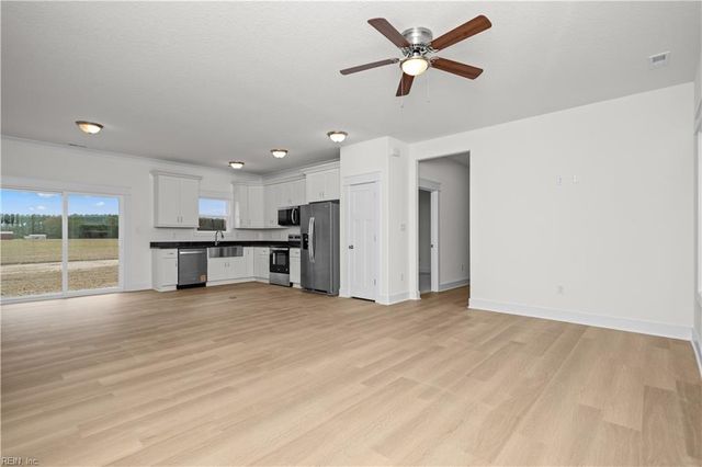 170 Sharber LN, Elizabeth City, NC 27909