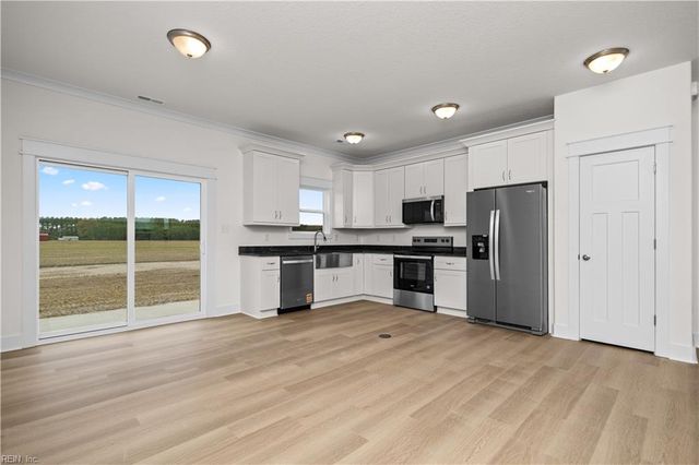 170 Sharber LN, Elizabeth City, NC 27909