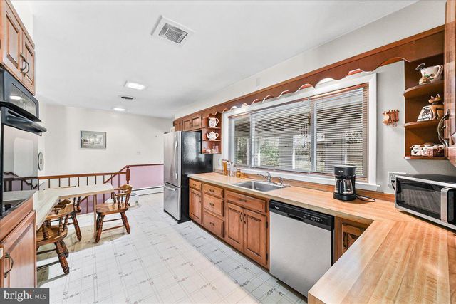 306 TAYLOR LN, Kennett Square, PA 19348