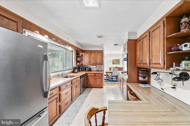 306 TAYLOR LN, Kennett Square, PA 19348