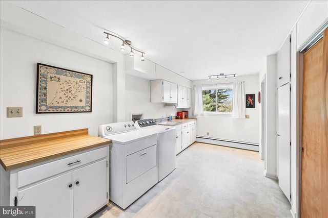 306 TAYLOR LN, Kennett Square, PA 19348