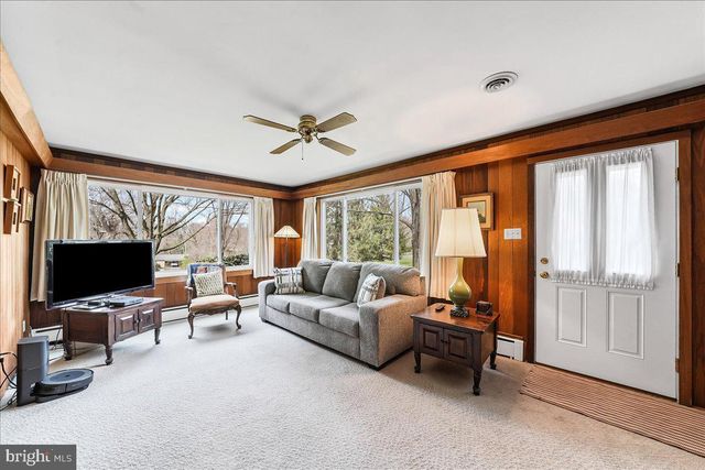 306 TAYLOR LN, Kennett Square, PA 19348