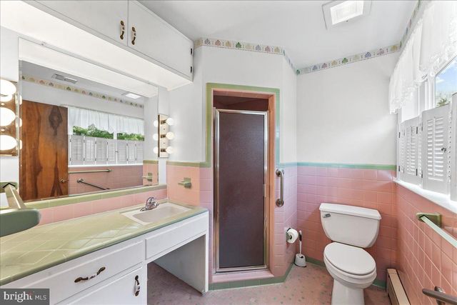 306 TAYLOR LN, Kennett Square, PA 19348