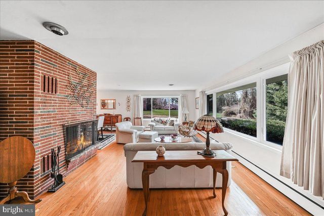 306 TAYLOR LN, Kennett Square, PA 19348