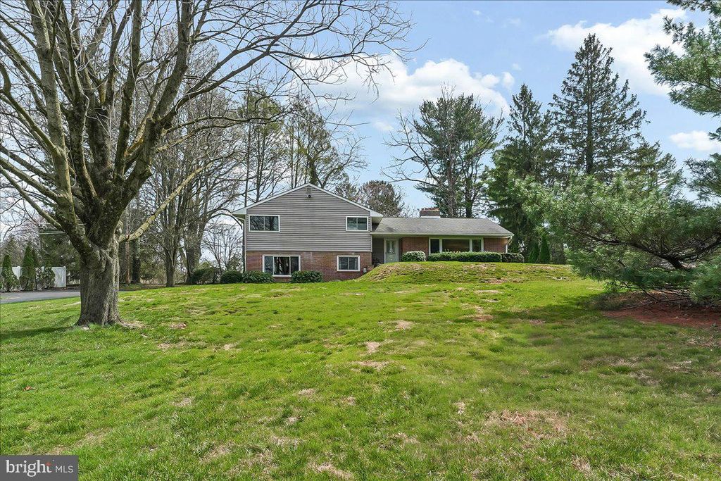 306 TAYLOR LN, Kennett Square, PA 19348