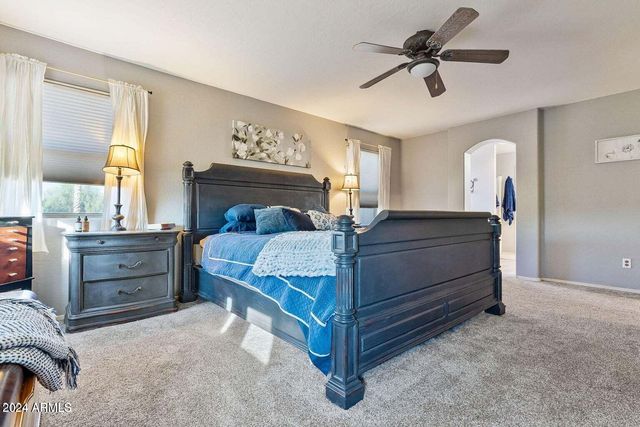 9022 W ROSS Avenue, Peoria, AZ 85382