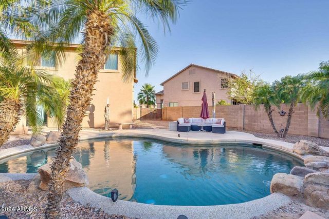 9022 W ROSS Avenue, Peoria, AZ 85382