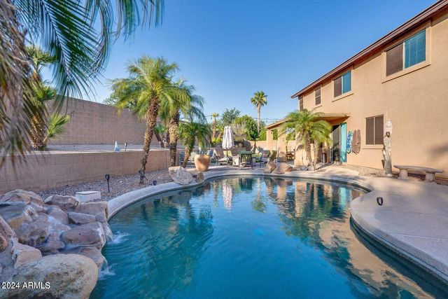 9022 W ROSS Avenue, Peoria, AZ 85382