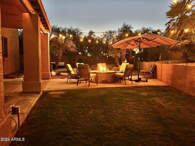 9022 W ROSS Avenue, Peoria, AZ 85382