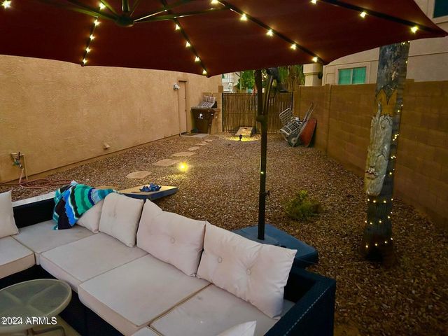 9022 W ROSS Avenue, Peoria, AZ 85382