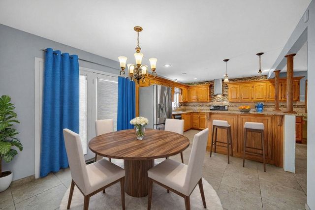 15516 Frontage Road, Markham, IL 60428