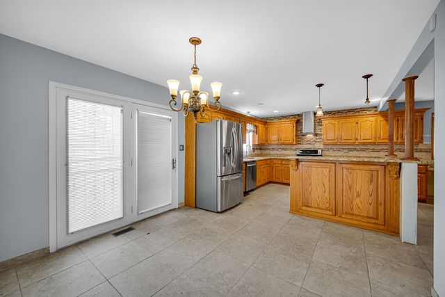 15516 Frontage Road, Markham, IL 60428