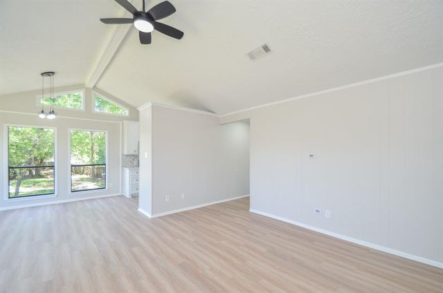106 Magnolia Lane, Conroe, TX 77304