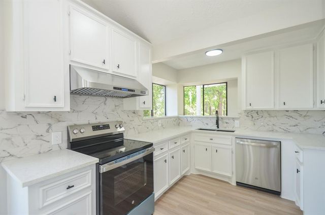 106 Magnolia Lane, Conroe, TX 77304