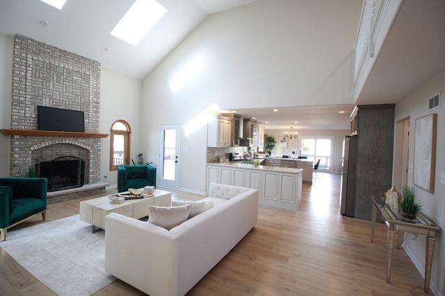 17342 Cambridge Place, Tinley Park, IL 60487