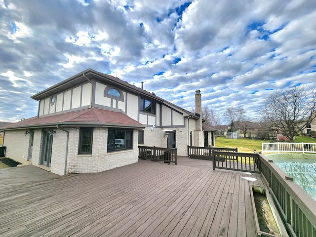 17342 Cambridge Place, Tinley Park, IL 60487