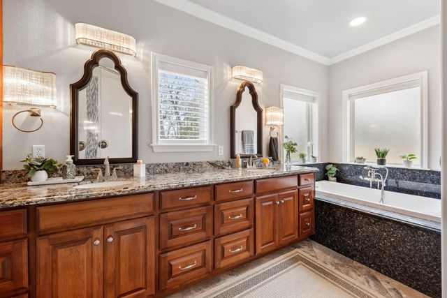 56 Sammy Snead, Hilltop Lakes, TX 77871