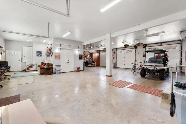 56 Sammy Snead, Hilltop Lakes, TX 77871