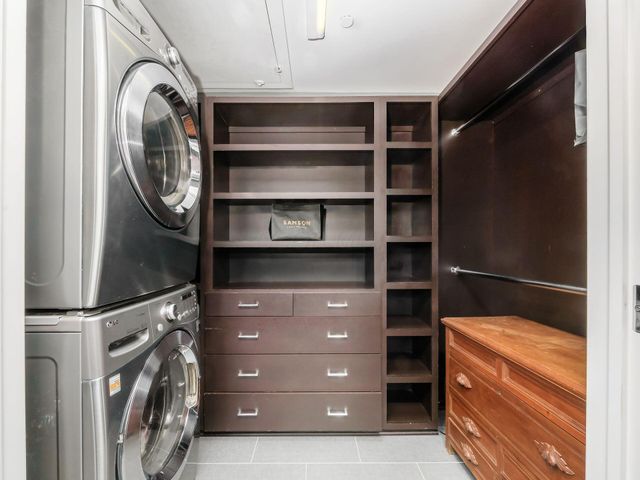 8 E Broad Street, 502, Columbus, OH 43215